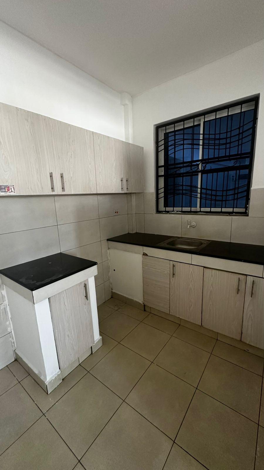 3 Bedroom Apartment In Stadium Tononoka